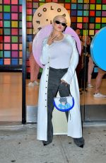 CHRISTINA AGUILERA Taking Kids to Color Exhibit in New York 07/01/2023