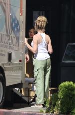 DENISE RICHARDS Leaves U-Haul Full of Furniture in Los Angeles 07/06/2023