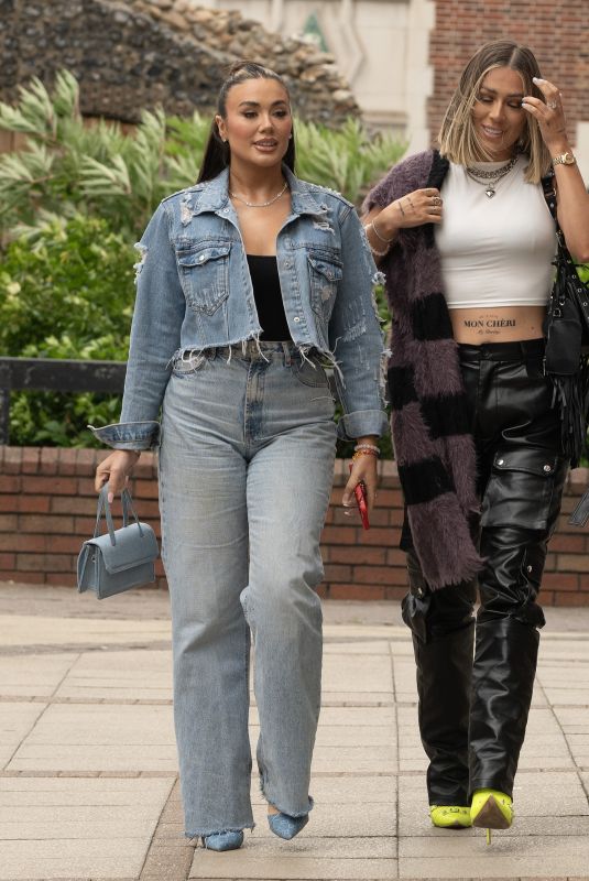 FRANKIE and DEMI SIMS and MEGAN BARTON-HANSON Out Shopping in Brentwood 07/15/2023