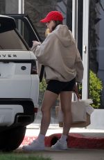 HAILEE STEINFELD Returns from Vacation in Cabo 07/06/2023