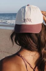 HELEN OWEN - Instagram Photos 07/16/2023