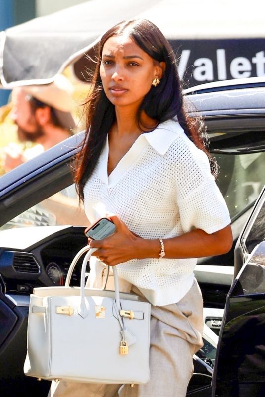 JASMINE TOOKES Arrives at a Dermatologist Appointment on Melrose Place in Los Angeles 07/13/2023