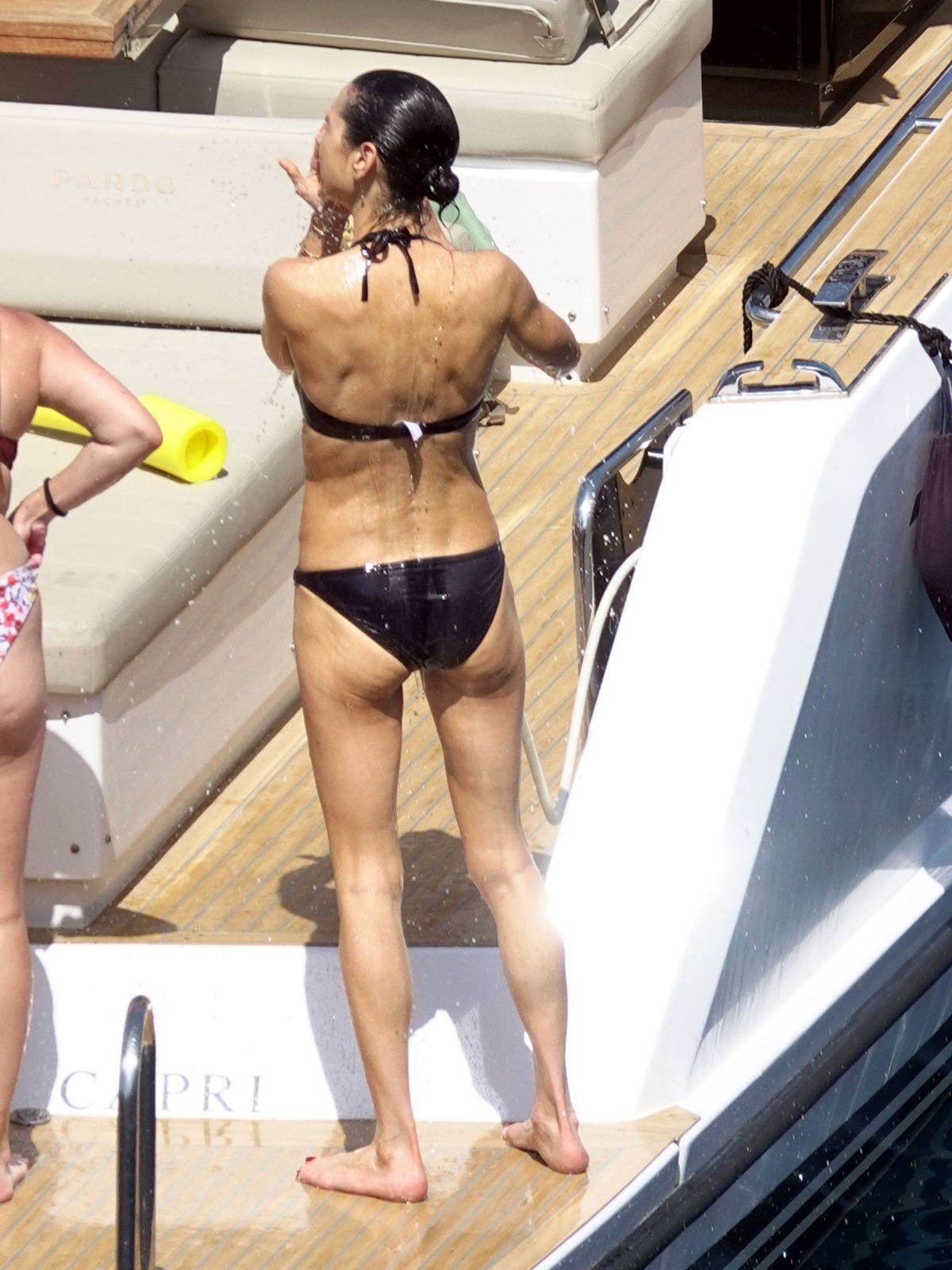 jennifer connelly in a bikini
