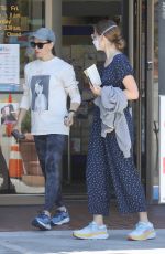 JENNIFER GARNER and VIOLET AFFLECK at a Pharmacy in Brentwood 07/10/2023