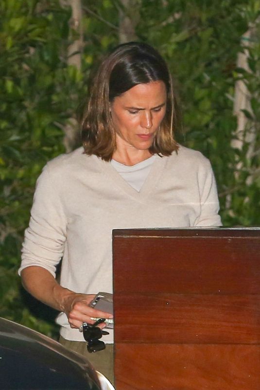 JENNIFER GARNER at Soho House in Malibu 07/26/2023