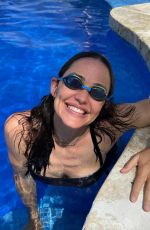 JENNIFER GARNER - Instagram Photos 07/10/2023