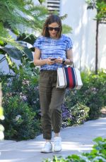 JENNIFER GARNER Out and About in Brentwood 07/25/2023