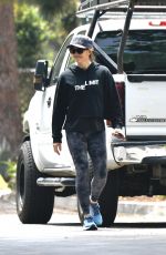 JENNIFER GARNER Out on Morning Walk in Brentwood 07/22/2023