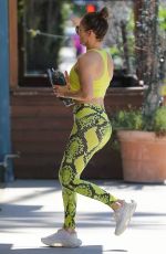 JENNIFER LOPEZ Arrives at Tracy Anderson Studio in Studio City 07/19/2023