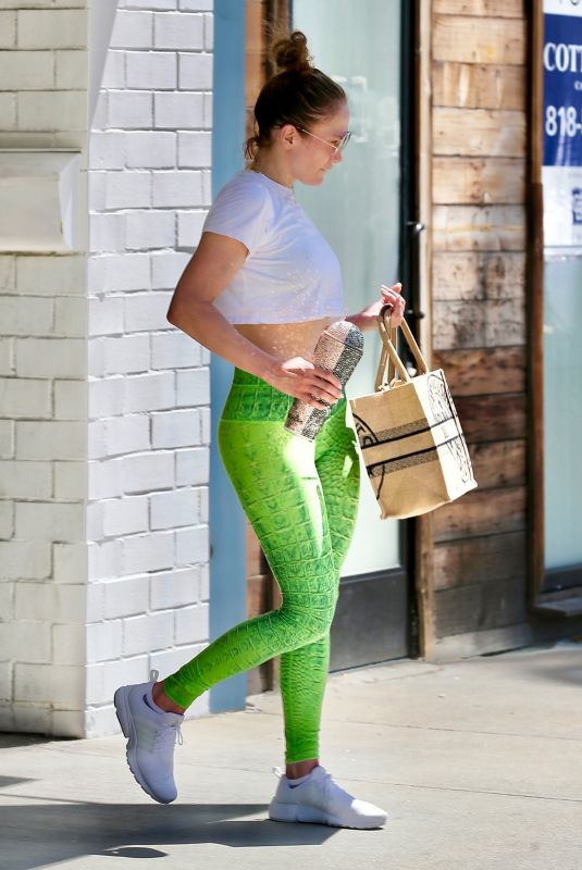 JENNIFER LOPEZ Heading to Tracy Anderson Studio in Studio City 07/10/2023