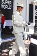 JENNIFER LOPEZ Out for Early Lunch at Mauro