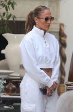JENNIFER LOPEZ Out Shopping in Los Angeles 07/25/2023