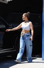 JENNIFER LOPEZ Shopping at Big Daddy