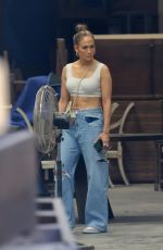 JENNIFER LOPEZ Shopping at Big Daddy