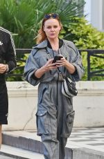 KATE HUDSON and Danny Fujikawa and STELLA MCCARTNEY and Alasdhair Willis Out in Notting Hill 07/06/2023