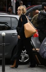 KATE HUDSON Leaves Her Hotel in Paris 07/05/2023