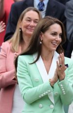 KATE MIDDLETON and Roger Federer at Wimbledon Tennis Championships in London 07/04/2023