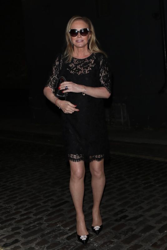 KATHY HILTON Arrives at Chiltern Firehouse in London 07/10/2023