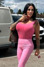 KATIE PRICE Got a Parking Ticket in Sussex 07/21/2023