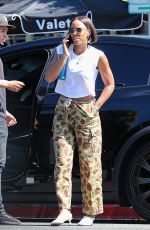 KELLY ROWLAND Shopping at Waterworks Store in Los Angeles 07/20/2023