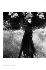 LAETITIA CASTA in Harper