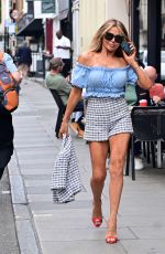LIZZIE CUNDY Out and About in London 07/06/2023