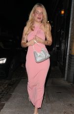 LOTTIE MOSS Leaves Louie Restaurant in Covent Garden in London 07/26/2023
