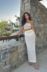 MADISON PETTIS - Instagram Photos 07/26/2023