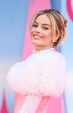 MARGOT ROBBIE at Barbie Premiere in London 07/12/2023