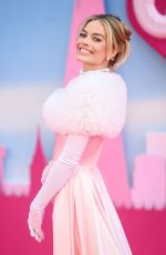 MARGOT ROBBIE at Barbie Premiere in London 07/12/2023