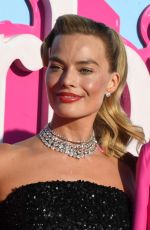 MARGOT ROBBIE at Barbie Premiere in Los Angeles 07/09/2023