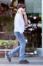 MELISSA COHEN Out Shopping at Whole Foods in Malibu 07/14/2023