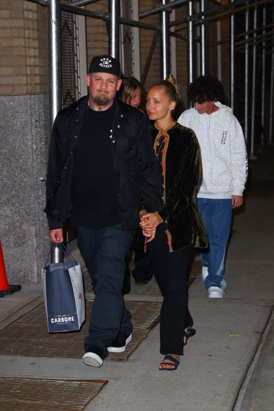NICOLE RICHIE Arrives at Carbone in New York 06/29/2023