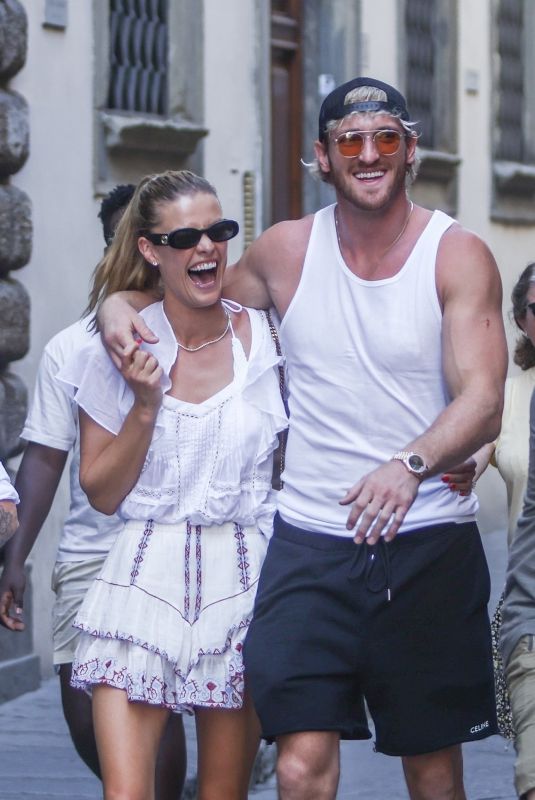 NINA AGDAL and Logan Paul Out in Florence 07/07/2023