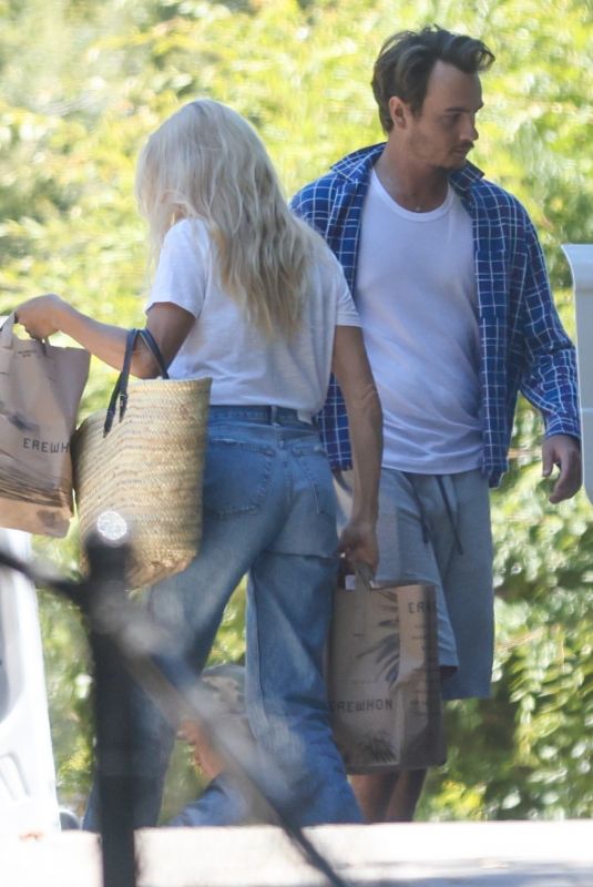 PAMELA ANDERSON Arrives at Her Son