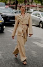 POLINA EROFEEVA Arrives at Alexandre Vauthier Fall/Winter 23/24 Haute Couture Show in Paris 07/04/2023