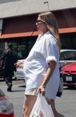 Pregnant STASSI SCHROEDER Shopping at Gelson