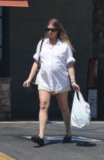Pregnant STASSI SCHROEDER Shopping at Gelson