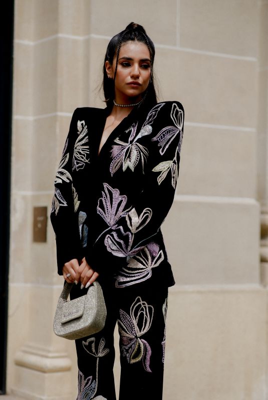 RADHIKA SETH Arrives at Alexis Mabille Fall/Winter 23/24 Haute Couture Show in Paris 07/04/2023