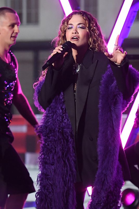 RITA ORA Performs Her New Single Don