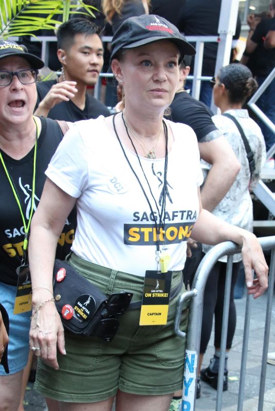 SAMANTHA MATHIS at Rock the City for a Fair Contract Rally at Times Square in New York 07/25/2023