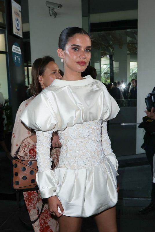 SARA SAMPAIO Arrives at Viktor & Rolf Haute Couture Spring/Summer 23/24 Show at Paris Fashion Week 07/05/2023