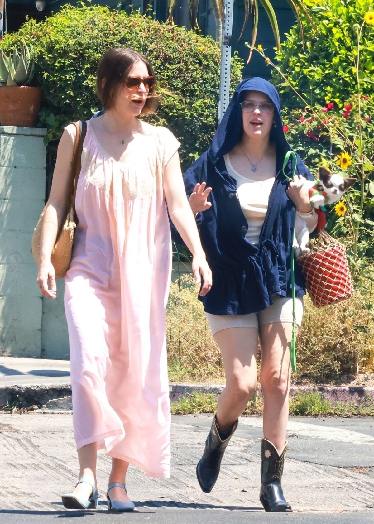 SCOUT and TALLULAH WILLIS Out for Lunch at All Time in Los Feliz 07/18 ...