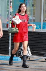 SCOUT WILLIS in an Oversized Red T-shirt Grabbing Breakfast to Go in Los Feliz 07/30/2023