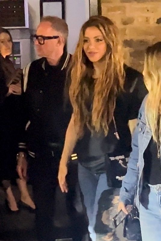 SHAKIRA Leaves Chiltern Firehouse in London 07/09/2023