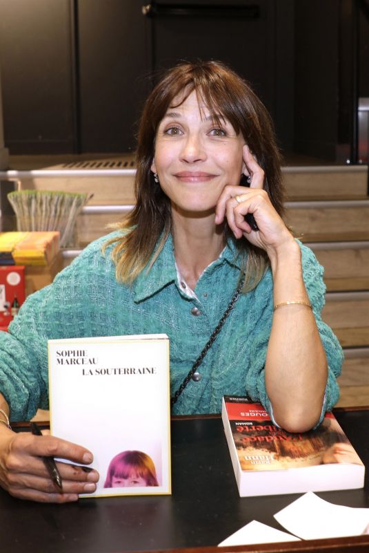 SOPHIE MARCEAU Signs Her Book ‘La Souterraine’ at Le Divan Bookshop in Paris 07/06/2023