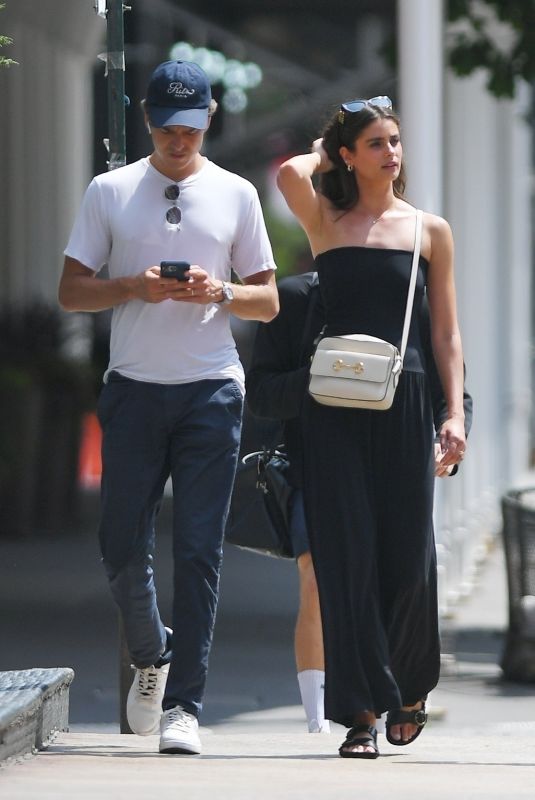 TAYLOR HILL and Daniel Fryer Out and About in New York 07/26/2023