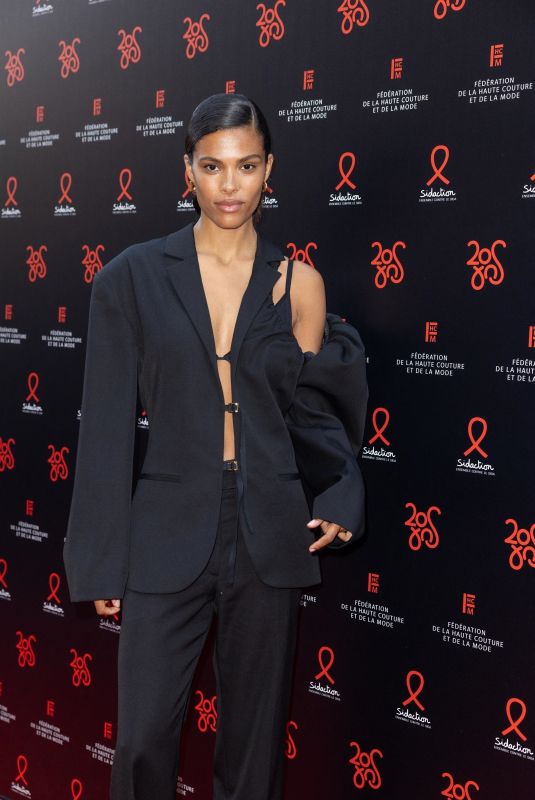 TINA KUNAKEY at 20th 