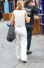 VOGUE WILLIAMS Arrives at Global Offices in London 07/14/2023