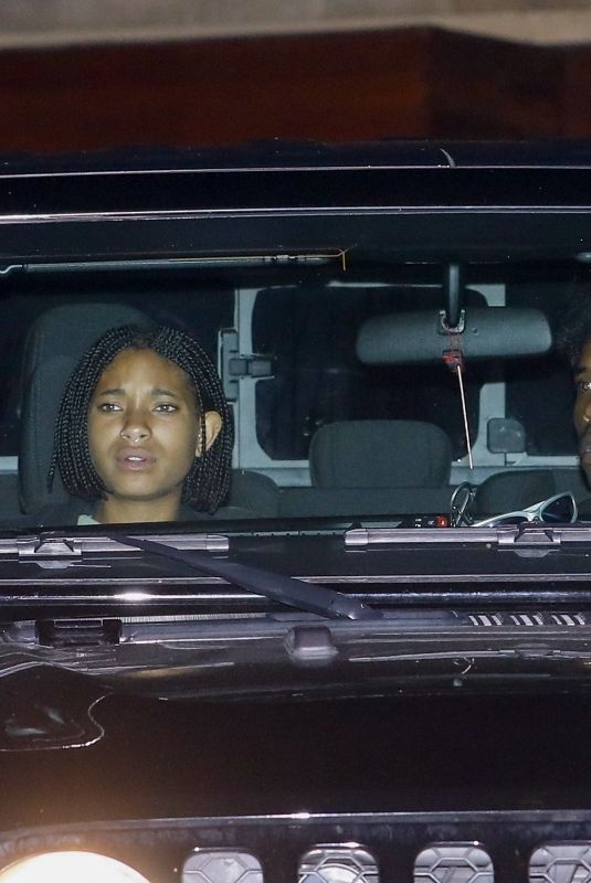 WILLOW SMITH and De